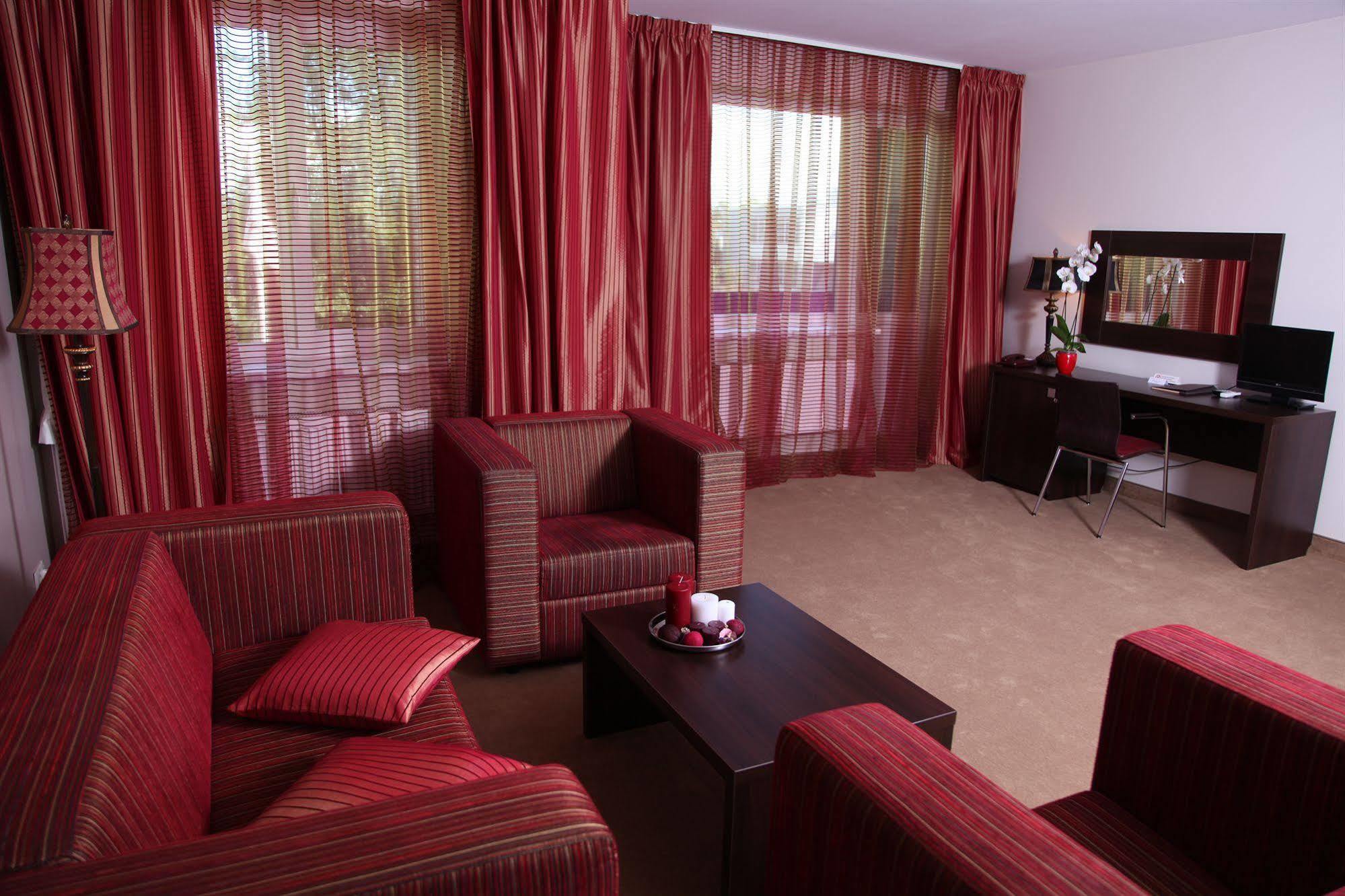 Rixwell Segevold Hotel Сигулда Екстериор снимка